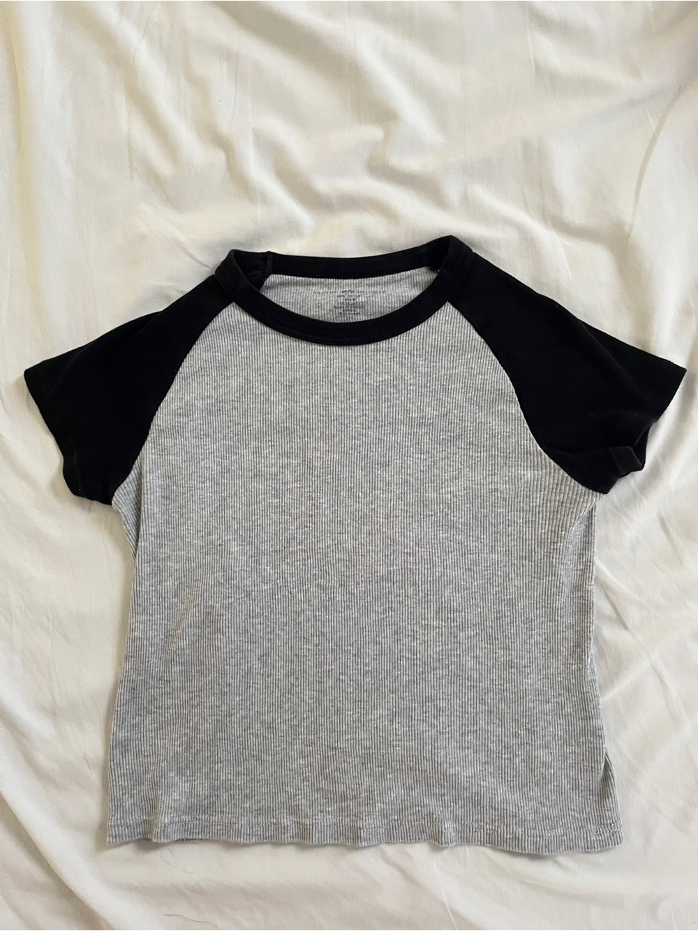 Brandy Melville Black & Gray Ribbed Raglan Short Sleeve Tee